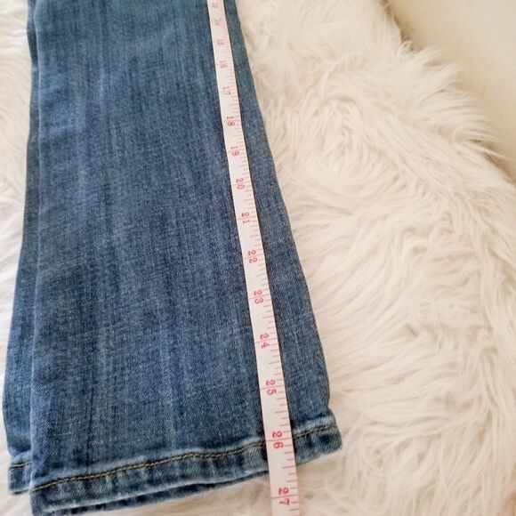 Refuge denim heavy distressing - Picture 4 of 7